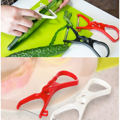 Combo dụng cụ nạo vỏ rau củ lưỡi xoay inox + ca đong có vạch chia 500ml - made in Japan