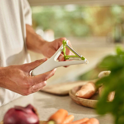 Dụng cụ nạo rau củ đa năng Joseph Joseph 20227 Hàng chính hãng