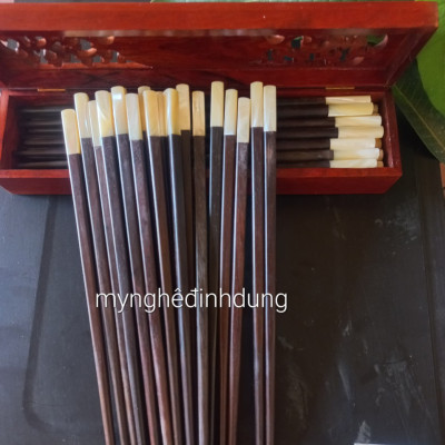 Bộ đũa ăn cao cấp bằng gỗ trắc đỏ đen + hộp đựng đũa gỗ hương 