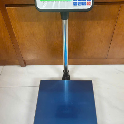 Cân Bàn Điện Tử TTS-EC 100 kg