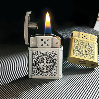 Vỏ Hột Quẹt Bật Lửa Xăng Đá X55 Giữ Xăng Tốt - Nhiều Họa Tiết