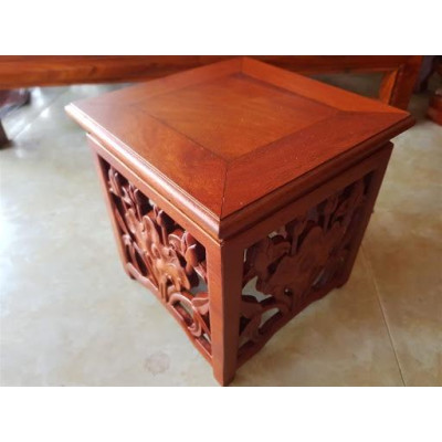 Đôn vuông hoa sen gỗ hương cao cấp