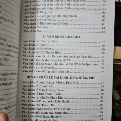 Văn khấn nôm truyền thống