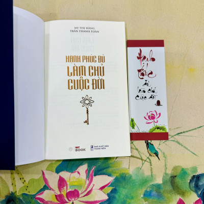 Sách - Hạnh phúc đủ làm chủ cuộc đời