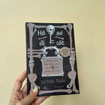 Sách - Hồ sơ di cốt (Nhã Nam HCM)