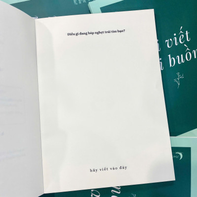 Sách - Nơi Viết Nỗi Buồn