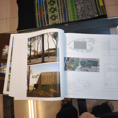 Sách - Bamboo (Contemporary Architecture & Interiors) by Simone Schleifer - Art/ Design In English