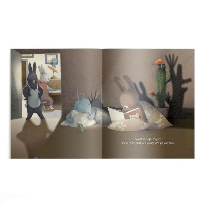 Sách - Khoảnh Khắc Im Lặng - Song Ngữ Anh Việt - Đông A