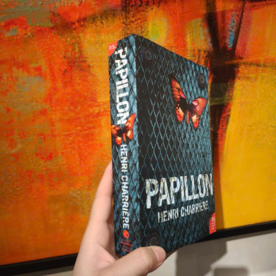 Sách - Papillon (Harper Perennial Modern Classics): The harrowing autobiography crime resilience memoir of survival by Henri Charriere 