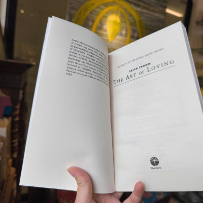 Sách - The Art of Loving by Erich Fromm - Bìa mềm, tiếng anh