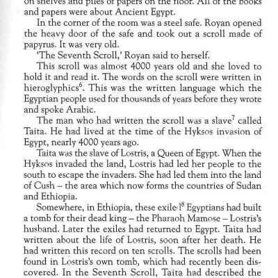 The Seventh Scroll: Intermediate (Macmillan Readers)