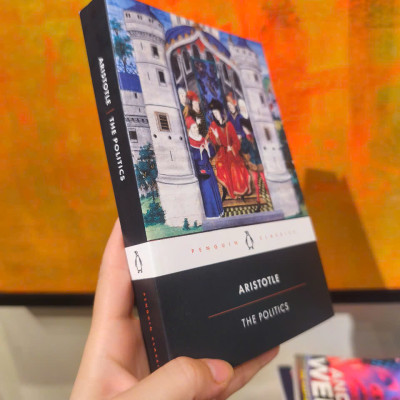 Sách - The Politics (Penguin Classics) by Aristotle - Philosophy/ Politics/ Classics in English