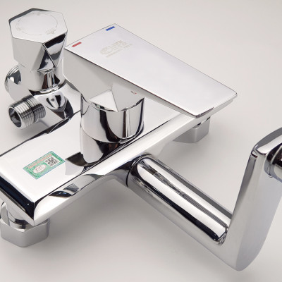 Bộ sen tắm đứng Eurolife EL-SC910 (Trắng bạc)