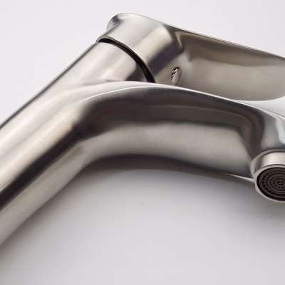 Vòi lavabo nóng lạnh Inox SUS 304 Eurolife EL-ORCHID 02 (Trắng vàng)