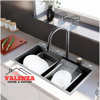 Bồn chậu rửa chén bát 1 hố lớn nano đen Valenza kèm vòi liền thác nước + vòi rút dây 3 chế độ, 2 khay phụ inox, thớt gỗ, bộ xả to-Hàng chính hãng