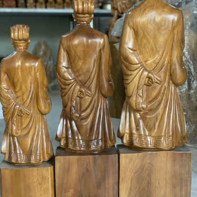 Tượng khổng minh ( gia cát lượng ) bằng gỗ bách xanh kt cao 30×13×11cm