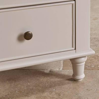 Tủ Đầu Giường 2 Ngăn Kéo Shay Gỗ Sồi Ibie BSK2SHAO - Trắng (50 x 40 cm)