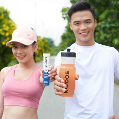 Combo Thực phẩm bảo vệ sức khỏe KUDOS VITAMIN C 1000MG + KUDOS EXTRA HIGH DOSE VITAMINS & MINERALS (20 viên/ tuýp)