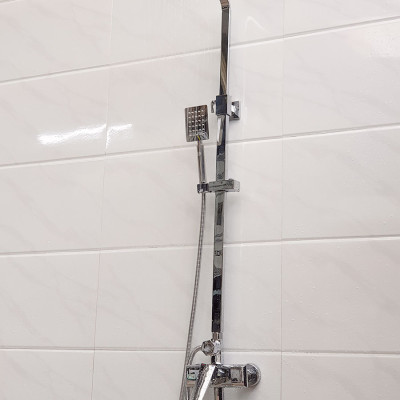 Bộ sen tắm đứng Eurolife EL-SC910 (Trắng bạc)