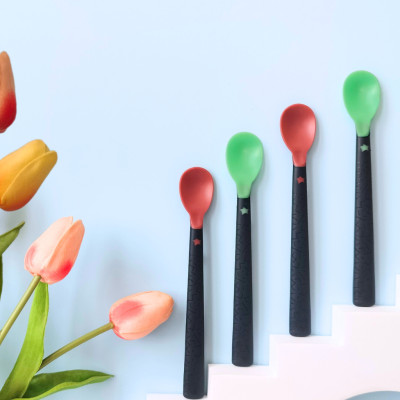 Thìa ăn dặm có báo nhiệt Tommee Tippee Heat Sense, cho bé từ 4 tháng