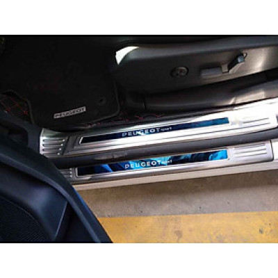 Bộ Nẹp Bước Chân Trong Ngoài Bằng Inox Dành Cho Ô Tô Peugeot 3008 - 5008