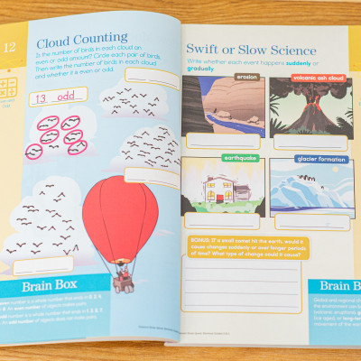 Sách Summer Brain Quest grade 2&3 - Sách cho trẻ bằng tiếng anh ( 7 - 8 tuổi )