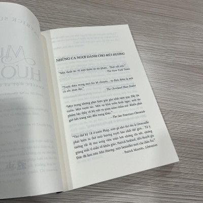 Sách - Mùi hương (Nhã Nam HCM)