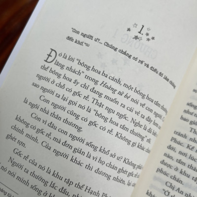 KHU TẬP THỂ HẠNH PHÚC - Cho Chang – In – Hoàng Phương, Kim Min Jung dịch - Nhã Nam - NXB Hội Nhà Văn (Bìa mềm)