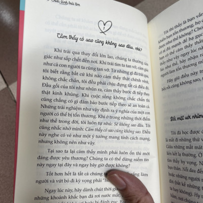 CHỮA LÀNH TRÁI TIM - Dành cho bạn, người xứng đáng được yêu thương - Dr. Sherrie Campbell- Ngọc Minh dịch-  Bizbooks- NXB Hồng Đức