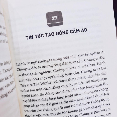 Sách Nghệ thuật kiêng khem tin tức - Bí kíp sinh tồn thời kỹ thuật số - Nhã Nam - BẢN QUYỀN
