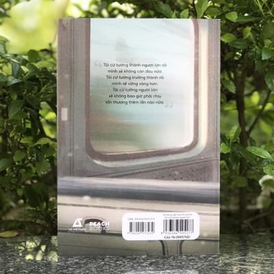 Sách - Tôi Từng Nghĩ Mọi Thứ Sẽ Ổn Khi Trở Thành Người Lớn (Tặng Kèm Bookmark)