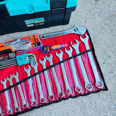 Bộ dụng cụ 46 món đồ sửa chữa xe máy, máy móc: hộp đựng đồ, cle, mỏ lết, lục giác, tuýp, tô vít.GF46