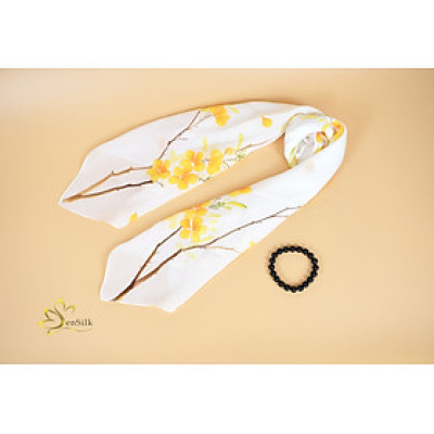 Khăn Lụa Vuông Vẽ Hoa Mai SenSilk – Quà Tặng May Mắn