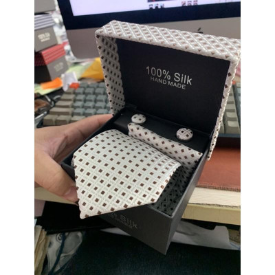 Cà vạt nam 8cm trung niên kèm hộp và khăn áo vest tặng kèm khuy măng set quà tặng 2021 cho nam GiangPKC