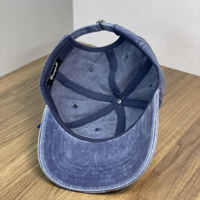 Nón kết, mũ lưỡi trai Champion phối vải jeans form đẹp thời trang đường phố