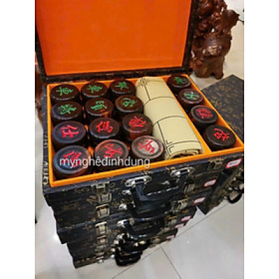 Combo Bộ quân cờ tướng bằng gỗ trắc đỏ đen + hộp da và tấm vải da bàn cờ để chơi 