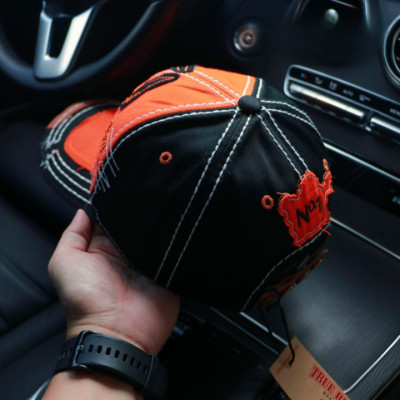 Nón kết, mũ lưỡi trai Ông Địa U phối vải phối jeans form đẹp thời trang đường phố