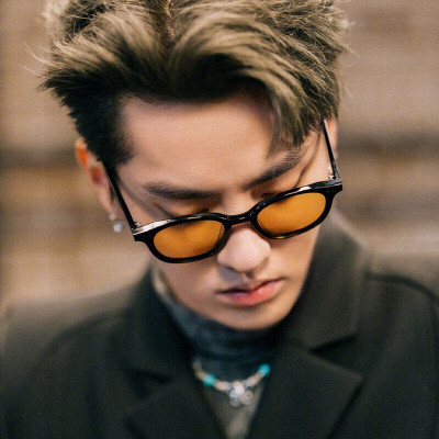 Kinh Màu Vàng Mắt Tròn Gọng Nhựa Phong cách Ulzzang Hàn Quốc