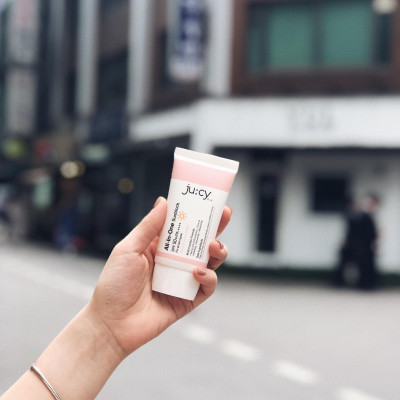 Kem chống nắng dưỡng da Ju:cy