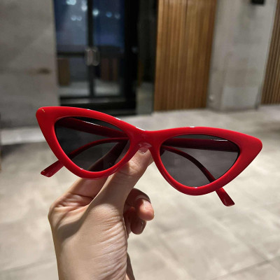Kính râm mắt mèo nhỏ chống nắng, chống tia Uv nhiều màu cho nữ