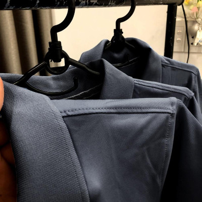 Áo Thun Có Cổ Cá Sấu 4 Chiều thoitrang24h Màu Xám Đậm Lông Chuột Đồng Phục Nam Nữ