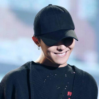 Combo 4 Mũ Lưỡi Trai Không Họa Tiết Unisex (Đen)