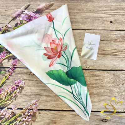 Khăn Lụa Vuông Cao Cấp Vẽ Tay Hoa Sen SenSilk, Quà Lưu Niệm Việt, Khăn Quấn Thời Trang