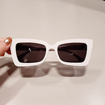 Kính râm Mắt vuông phong cách retro cá tính (TRẮNG)