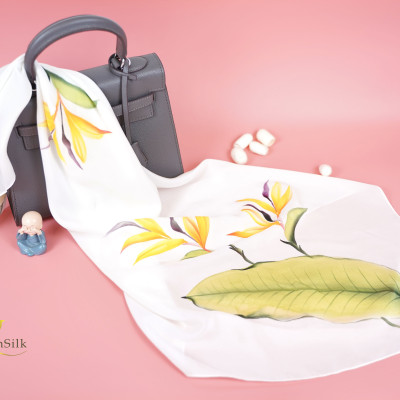 Khăn Lụa Bảo Lộc Vẽ Tay Hoa Thiên Điểu SenSilk, Quà Tặng Khăn Lụa Tơ Tằm