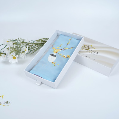 Khăn Lụa Cao Cấp 2 Màu Thêu Hoa Mai – Quà Tặng Phú Quý, Khăn Thêu Tay, Khăn Thêu Thủ Công