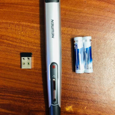 Bút trình chiếu Newmen P012 _Hàng chính hãng