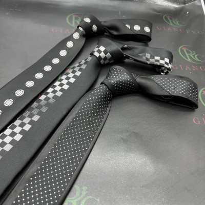 Cà vạt nam 6cm màu đen cao cấp Giangpkc