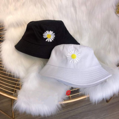 mũ tai bèo hoa cúc hottrend