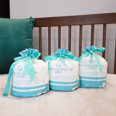 Khăn lau mặt dùng 1 lần Likado cho trẻ em và ngưới lớn kt 20*20cm( 1 cuộn 50 khăn)